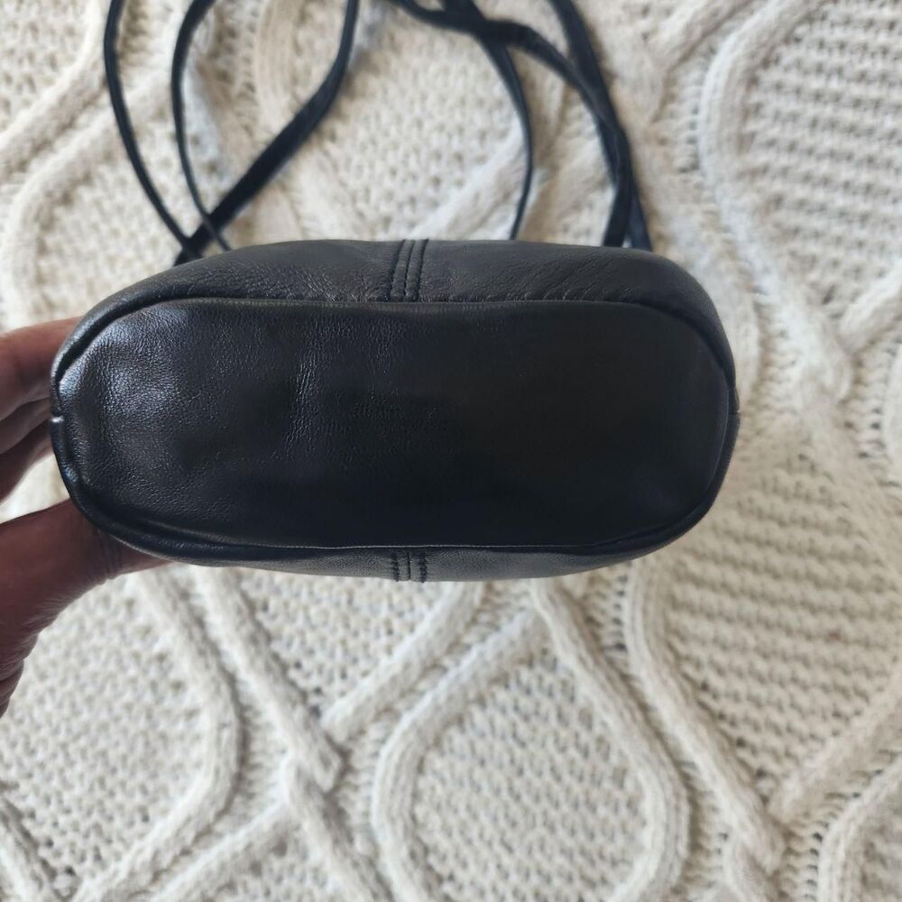 Vintage Wilsons Leather Mini Black Crossbody Purse - Picture 2 of 3